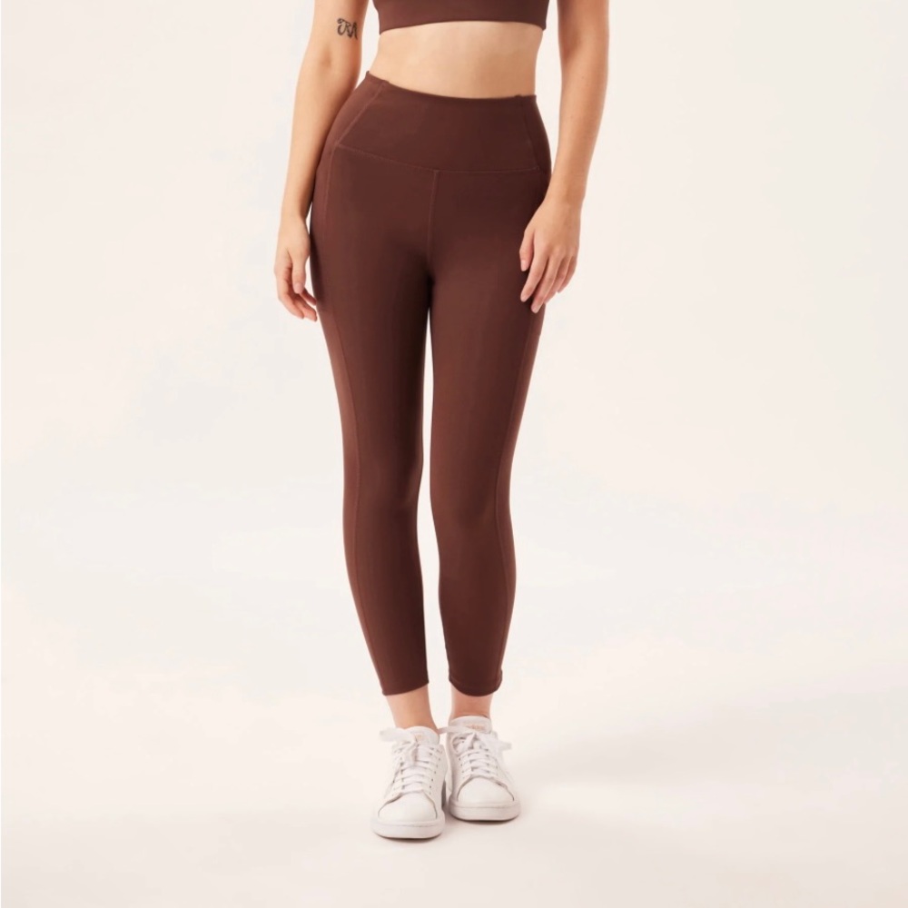 Girlfriend Collective compressive pocket legging in “earth”, size Small
